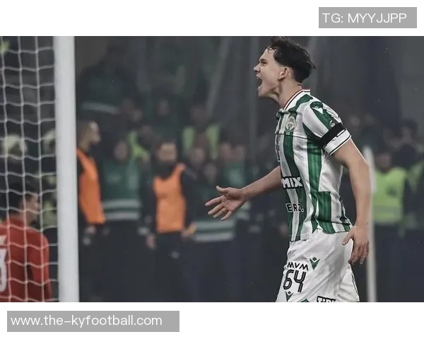 匈牙利费伦茨瓦罗斯足球俱乐部宣布与主帅罗比基恩续约成功